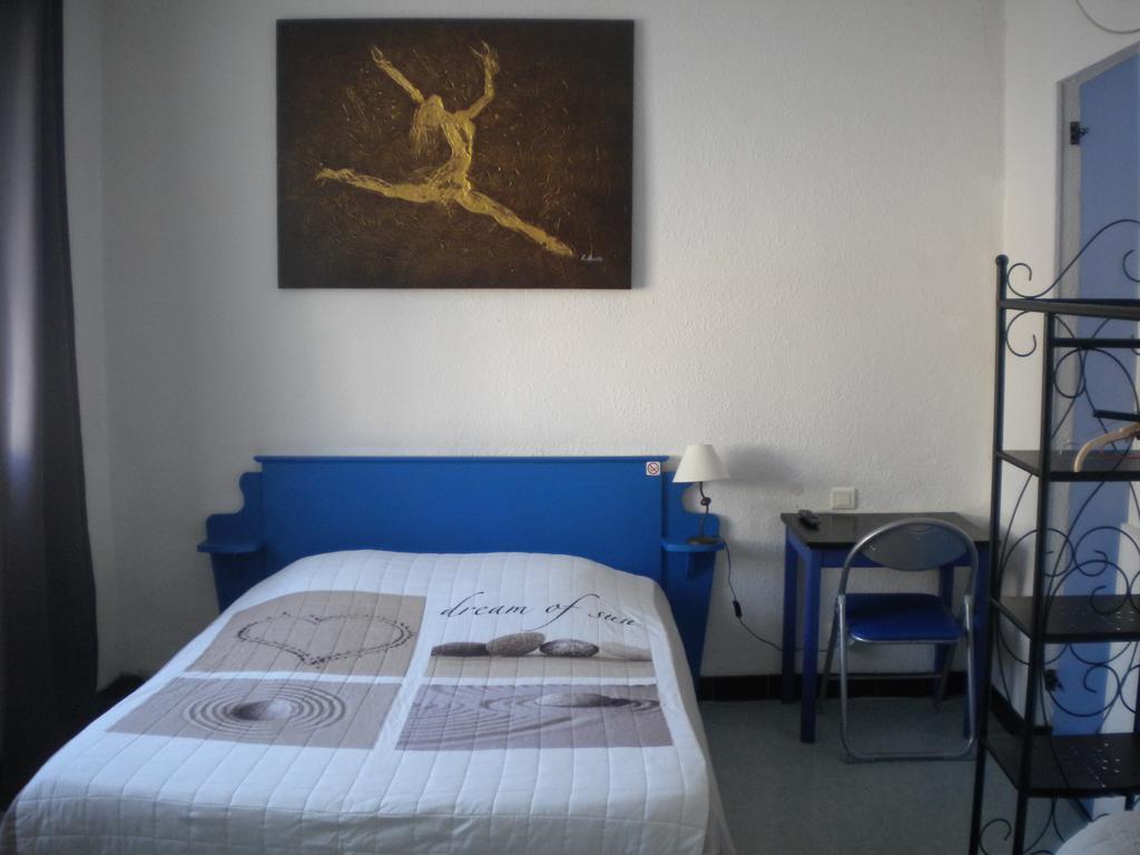 Hotel L'Acropole Nissan-lez-Enserune Exteriör bild