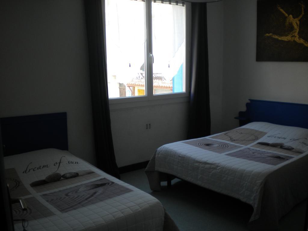 Hotel L'Acropole Nissan-lez-Enserune Exteriör bild