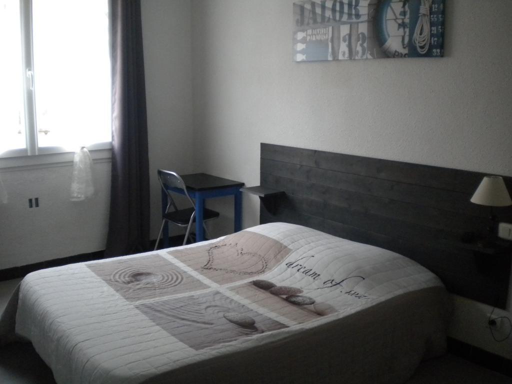 Hotel L'Acropole Nissan-lez-Enserune Exteriör bild